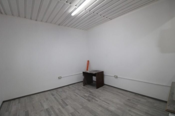 Baba Novac, inchiriere birouri in hala de depozitare.
